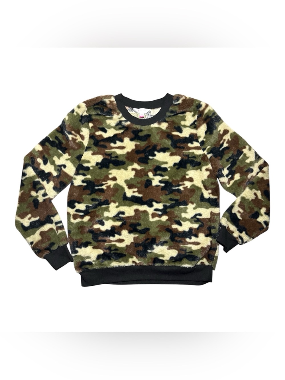 New NO BOUNDARIES Faux-Fur Fleece Camo Crewneck Sweatshirt